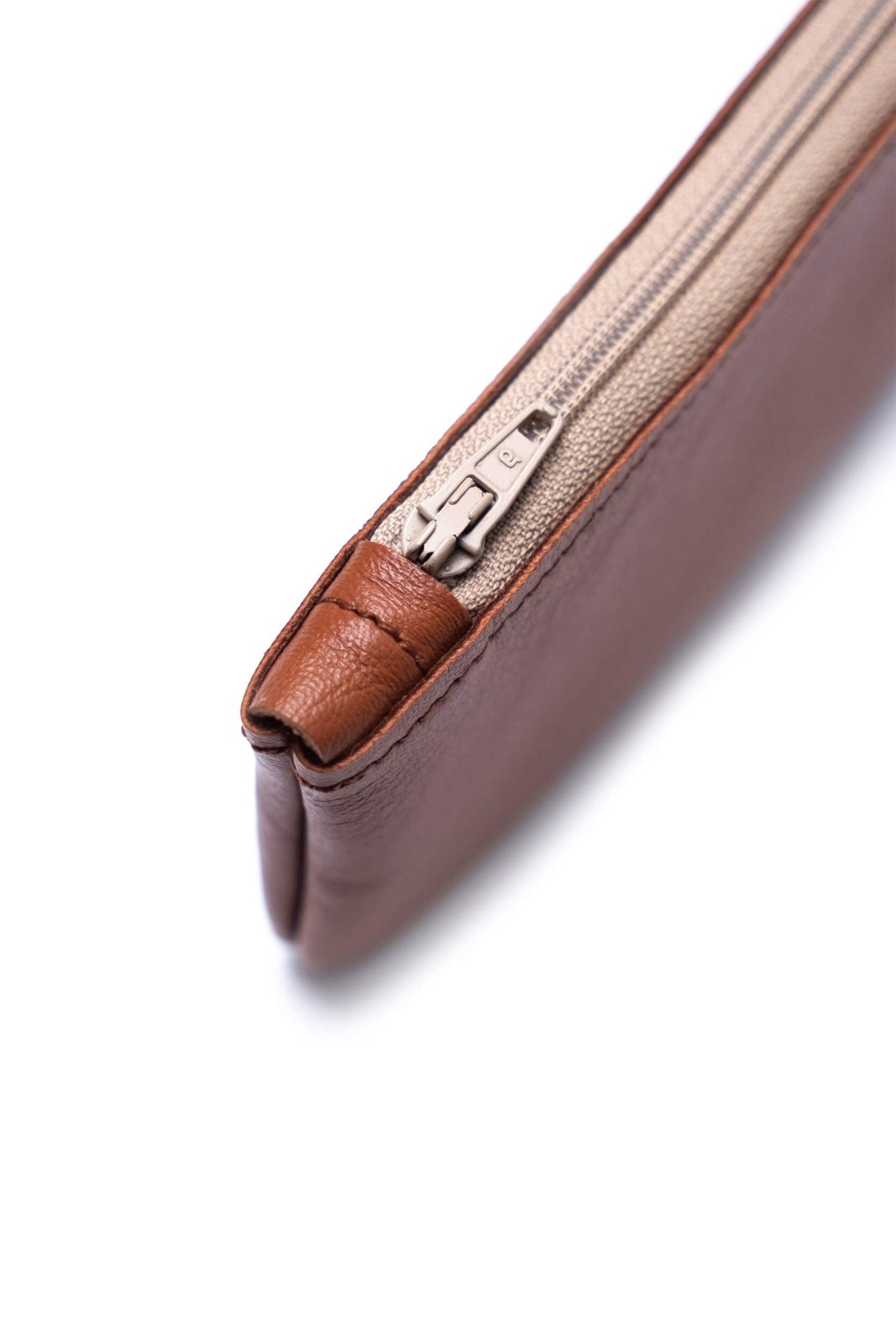 Braunes Lederetui für analoge Filme, ideal für Fotografen unterwegs