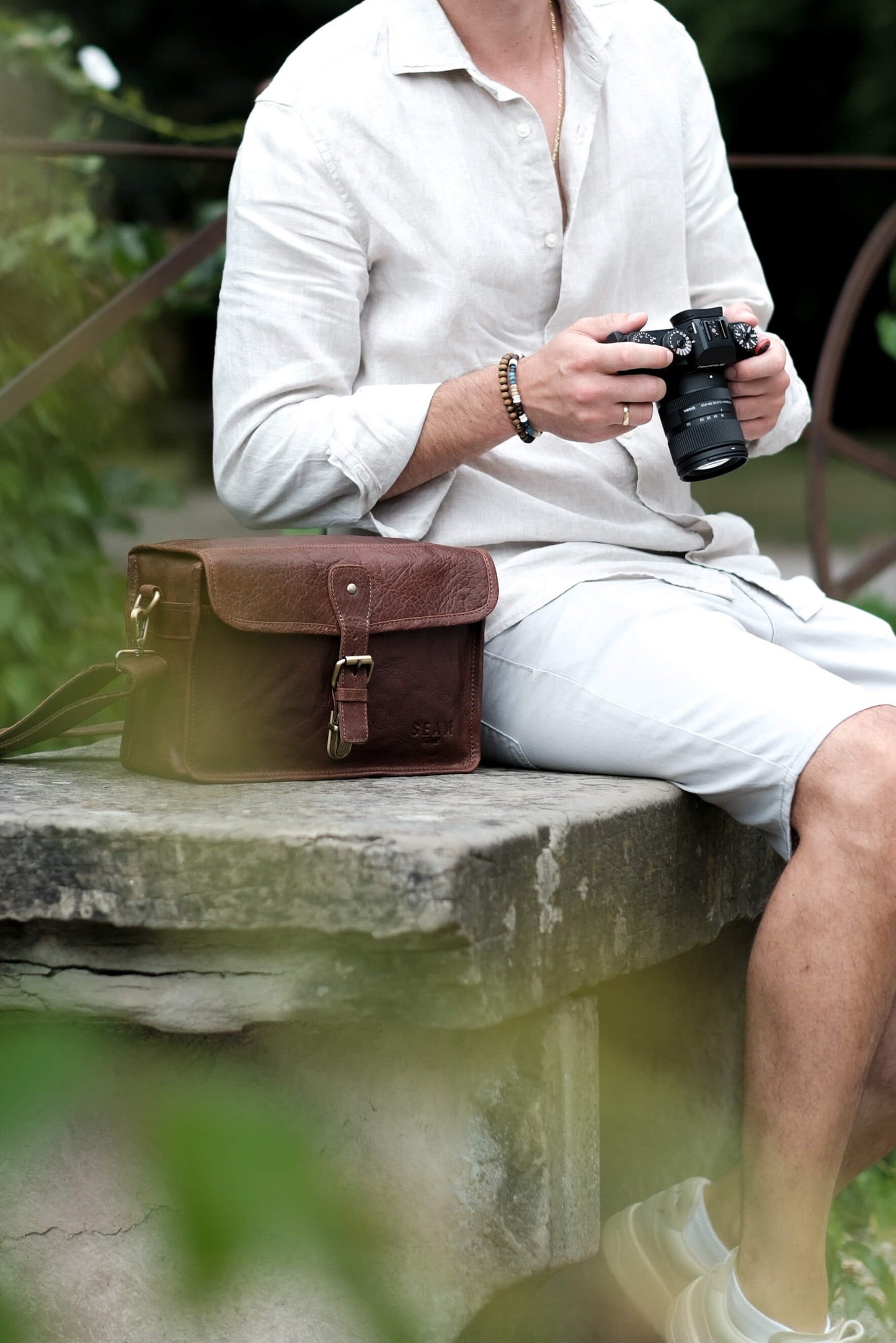 Kameratasche Vintage aus Leder Premium hergestellt in Deutschland. seam strap Kameratasche Vintage Look