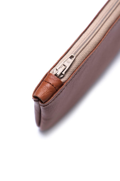 Braunes Lederetui für analoge Filme, ideal für Fotografen unterwegs