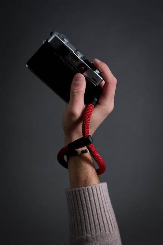 Kamera Handschlaufe in rot aus Paracord, Kletterseil für Kameras