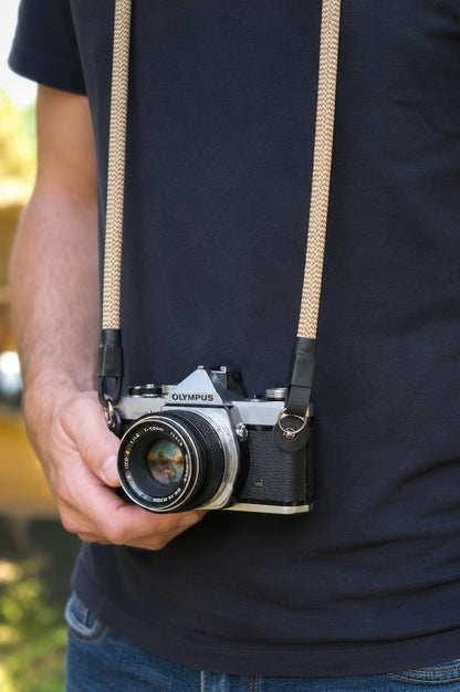 Beige farbener Kameragurt, rope aus Paracord Kletterseil für Kamera Leica, Fuji, Nikon und analog